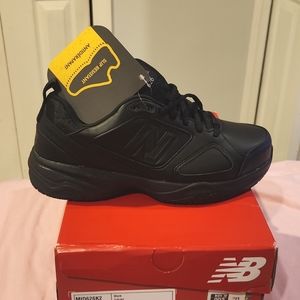 BRAND NEW....MEN NEW BALANCE SNEAKERS